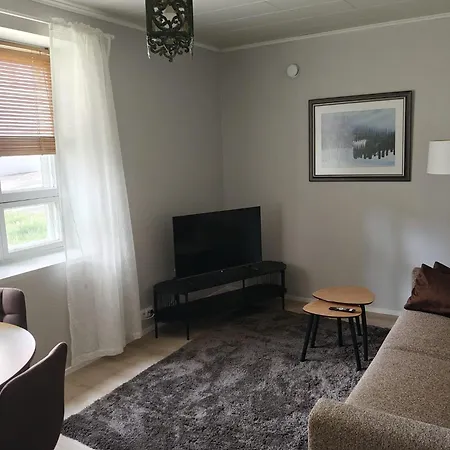 Cozy City-center Beauty - One-bedroom With Sauna And Free Parking